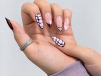 ناخن فرنچ بلومینگ بادومی کد-005
